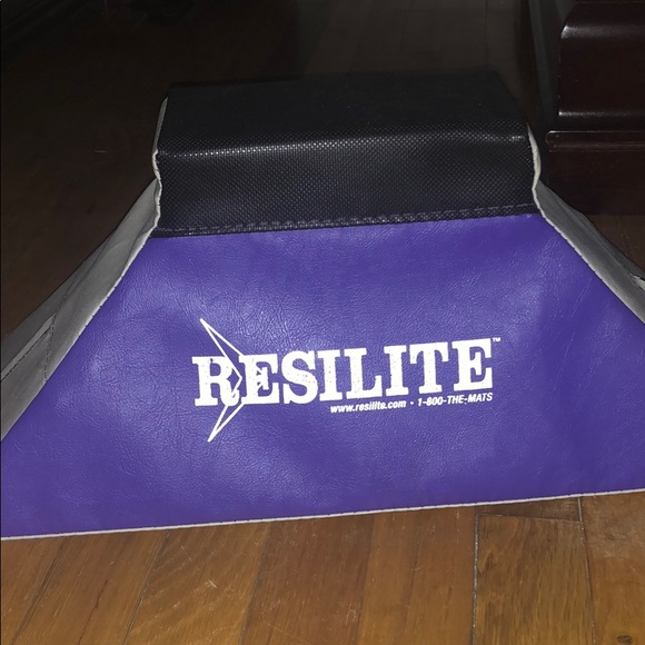 Resilite stunt stand Clearance